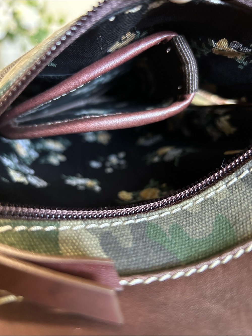 NWT Nocona XL, Camo Green/Brown Floral Embroidered Conceal Carry Satchel - Picture 10 of 10